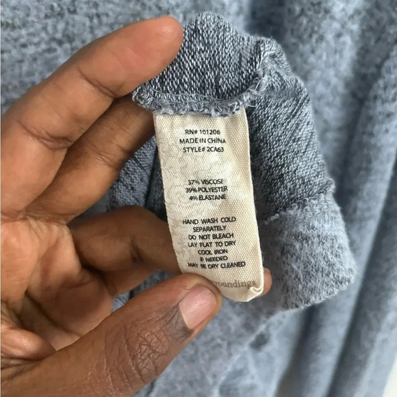 Soft Surrounding Women's Knit Tunic Top L Blue Long Sleeve Asymmetrical Hem Soft - Picture 4 of 5